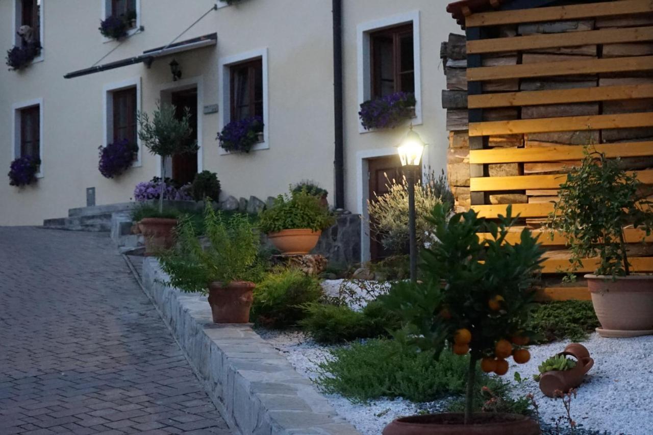 Sobe Prostija Apartment Ptuj Luaran gambar